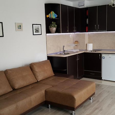 Kraybrezhna Apartment Pomorie Eksteriør bilde