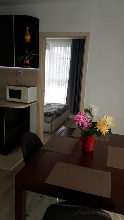 Kraybrezhna Apartment Pomorie Eksteriør bilde