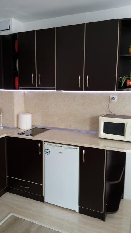 Kraybrezhna Apartment Pomorie Eksteriør bilde